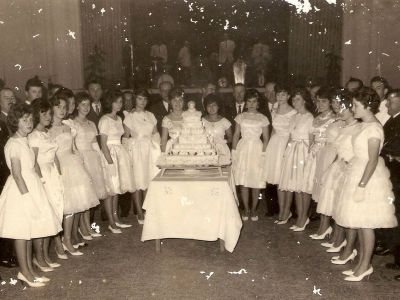 Amancay y aquellos bailes de los 15 años