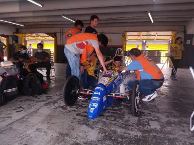 Contundente triunfo de alumnos de la E.E.T.P. N° 681 Humboldt en el Desafío Eco YPF