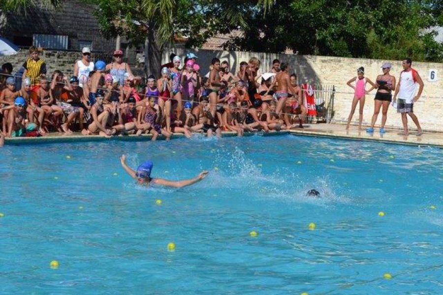 Encuentro de natacion CAP - Foto FM Spacio