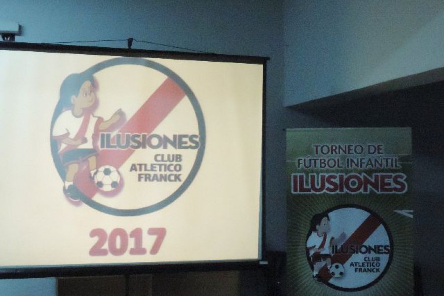 Presentacion Ilusiones 2017 - Foto FM Spacio