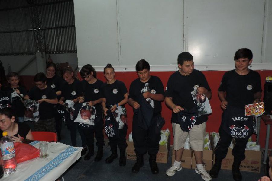Despedida Bomberos Voluntarios - Foto FM Spacio