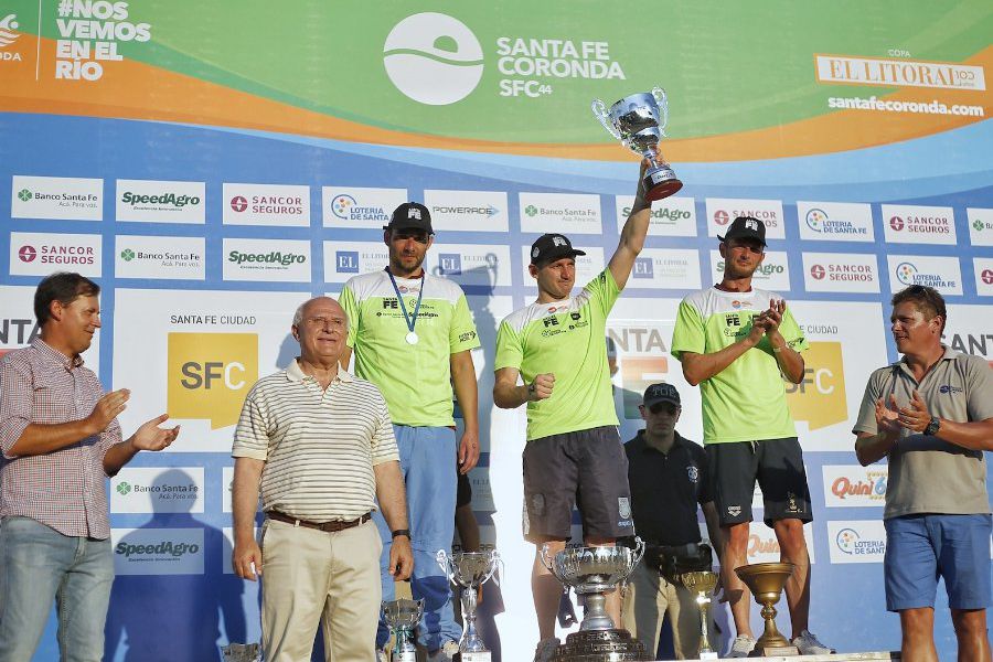 Podio 44 Maraton Santa Fe Coronda - Foto Prensa GSF