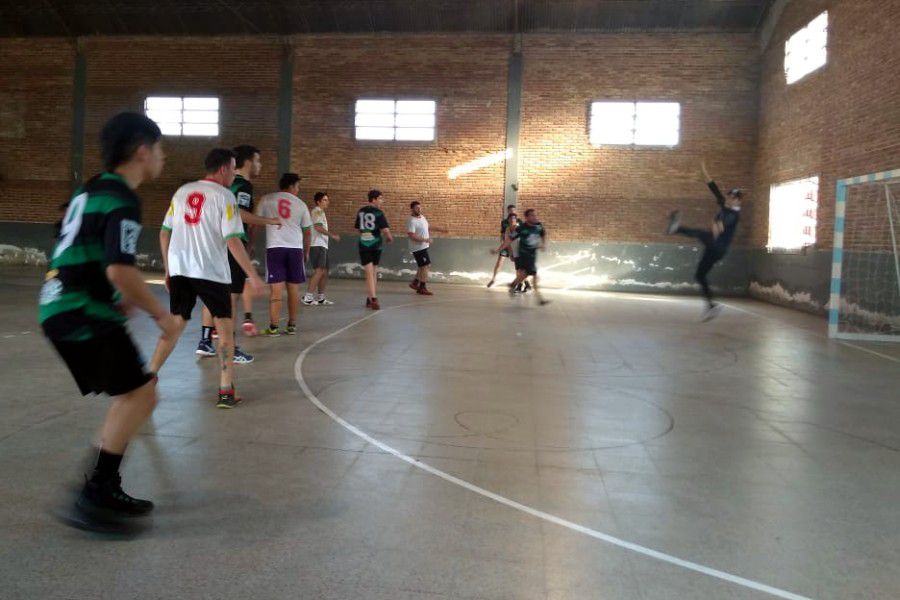 Amistoso de Handball en Argentino