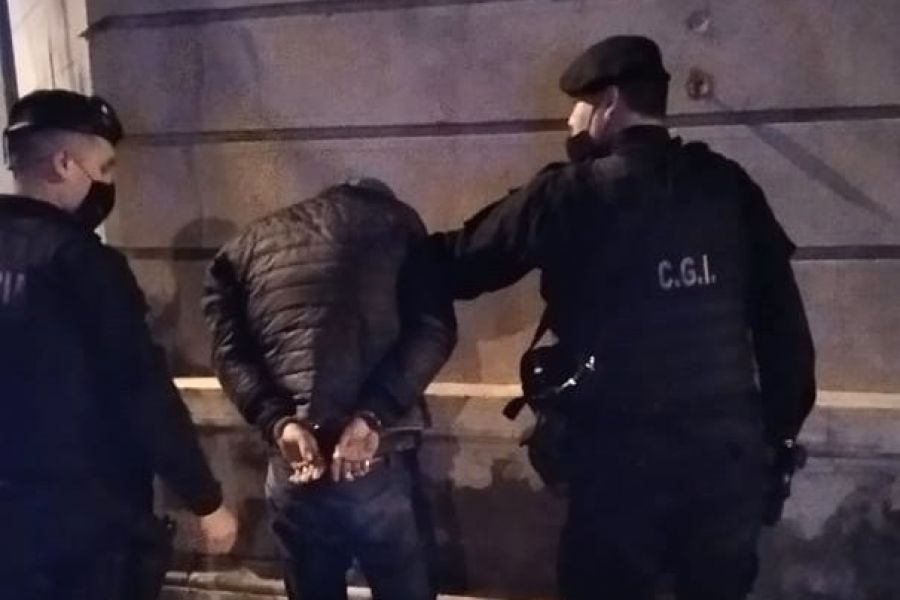 Detenido por resistencia a la autoridad - Foto URXI