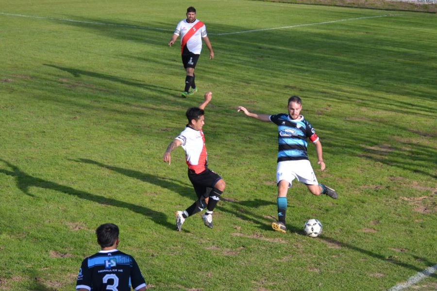 LEF Primera CAF vs CAA