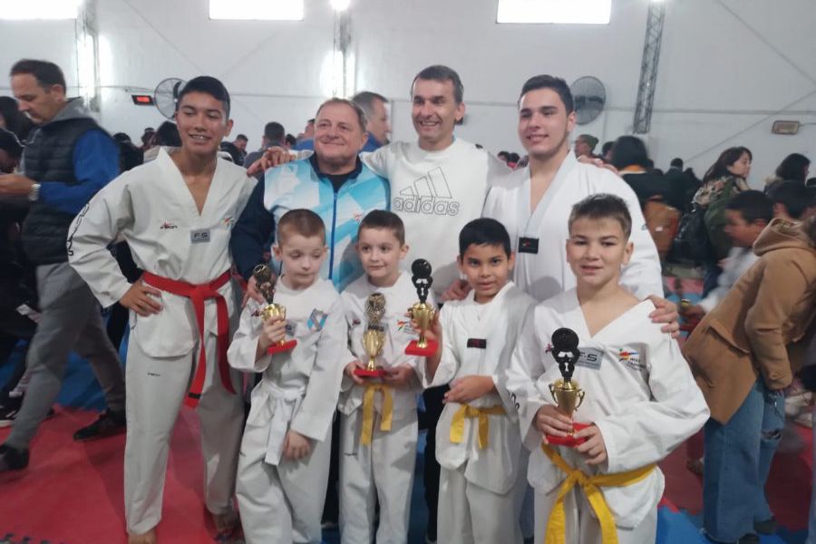 Taekwondo WT del CSyDA en Santoto
