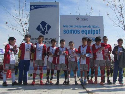 Comienza el Torneo de Fútbol Infantil «Argentinito del Centenario»