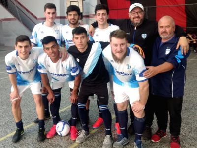 El futsal de Argentino sumó su primer torneo