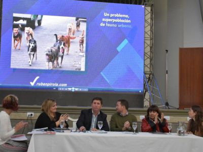 Pirola presentó Mascotas Las Colonias a municipios, comunas y ong´s del centro del país