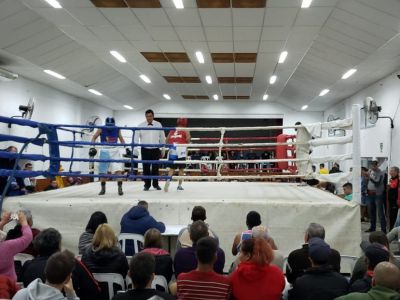 Gran éxito del festival de boxeo en el Club Ciclista