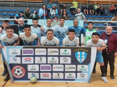 La Tinoneta puso tercera y adentro