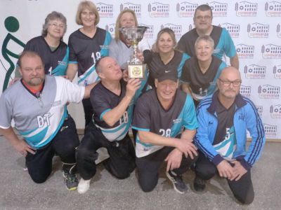 Los Grillos cantaron sub campeones en Esperanza
