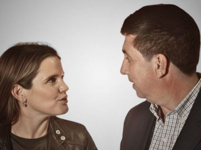 Caren Tepp en Esperanza con Rubén Pirola como anfitrión de una multitudinaria Asamblea Ciudadana