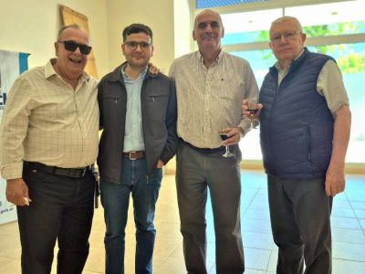 Junto al sector cooperativo