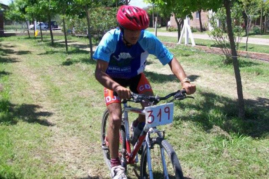 Coronacion Rural Bike - Foto gentileza Fabian Grenon
