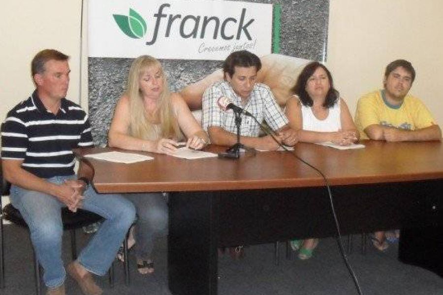 Foto 1 - Prensa Comuna de Franck