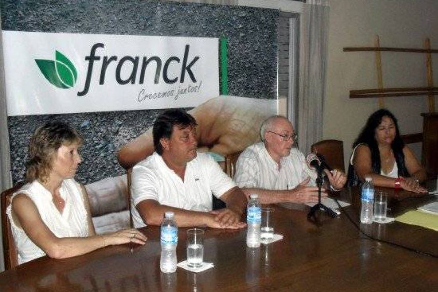 Foto 1 - Prensa Comuna de Franck