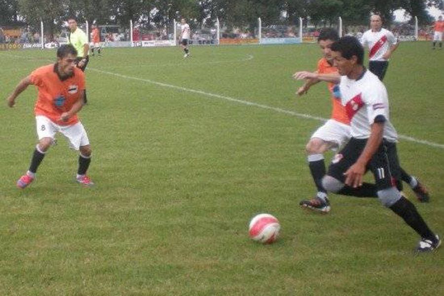 Primera CCRSD vs CAF - Foto FM Spacio