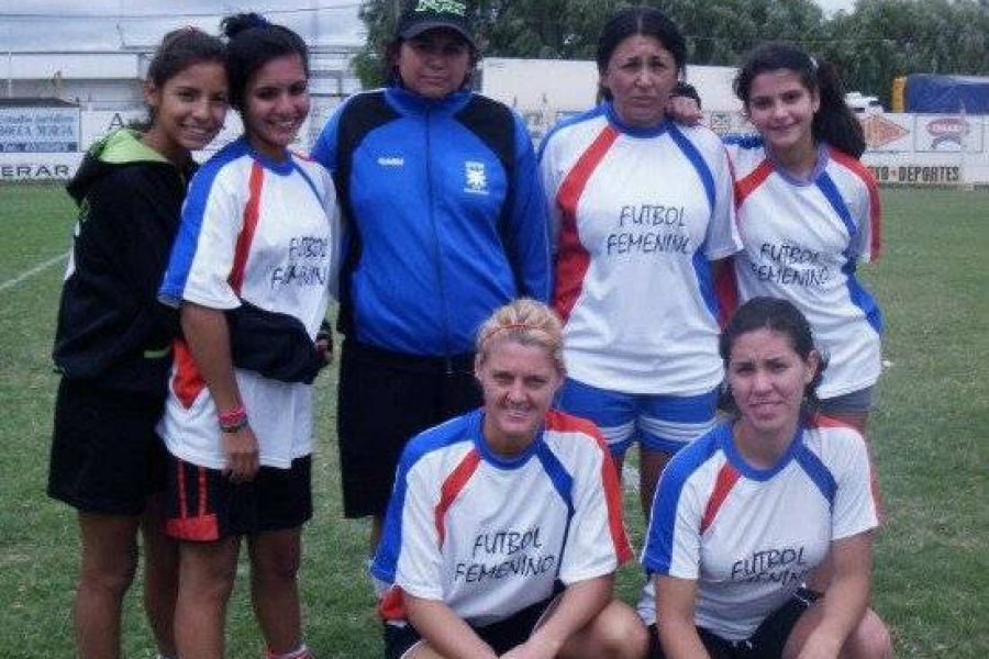 Futbol Femenino en el CAF - Foto Mercedes Perino