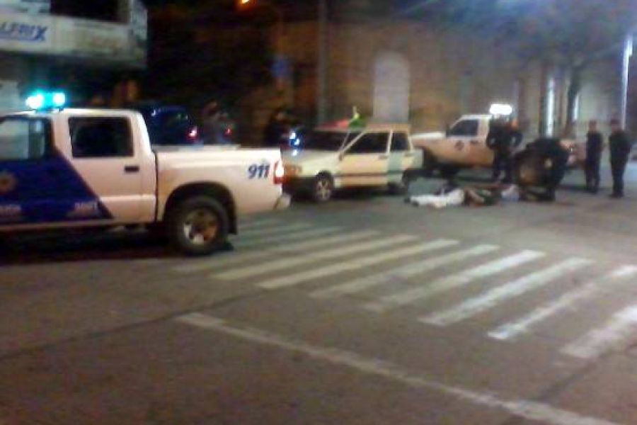 Auto con droga - Foto Relaciones Policiales URXI