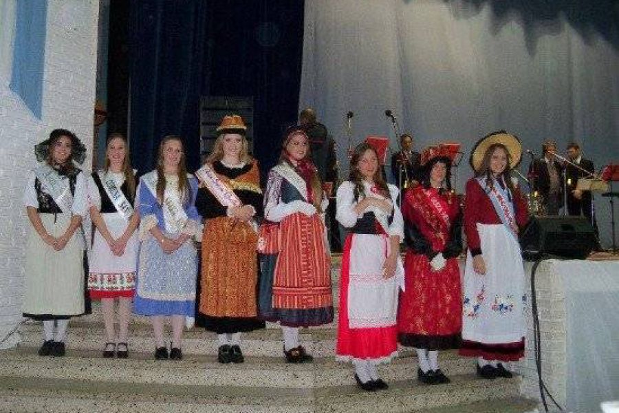 Marianela Merki - Fiesta del Folklore Suizo