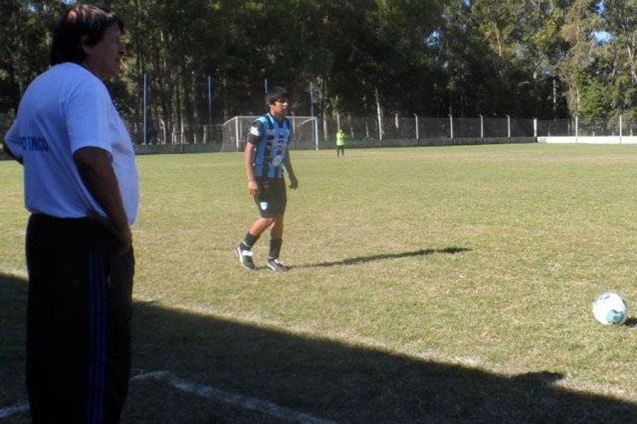 Inferiores SPN vs CSDA - Foto Ariel Chuard