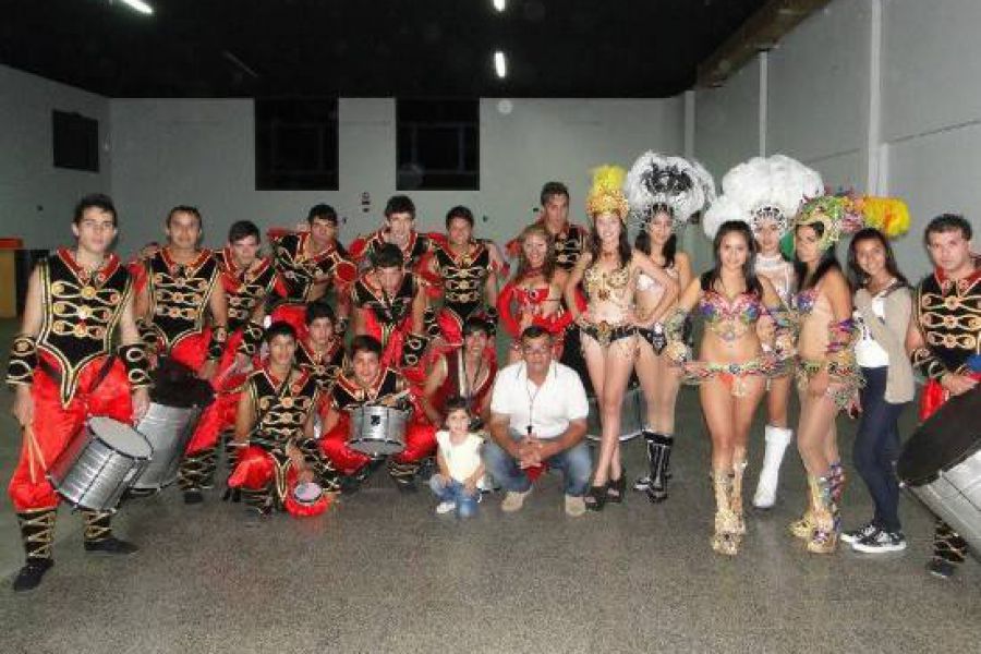 Festejo Dia de la Mujer - Foto Comuna de Franck