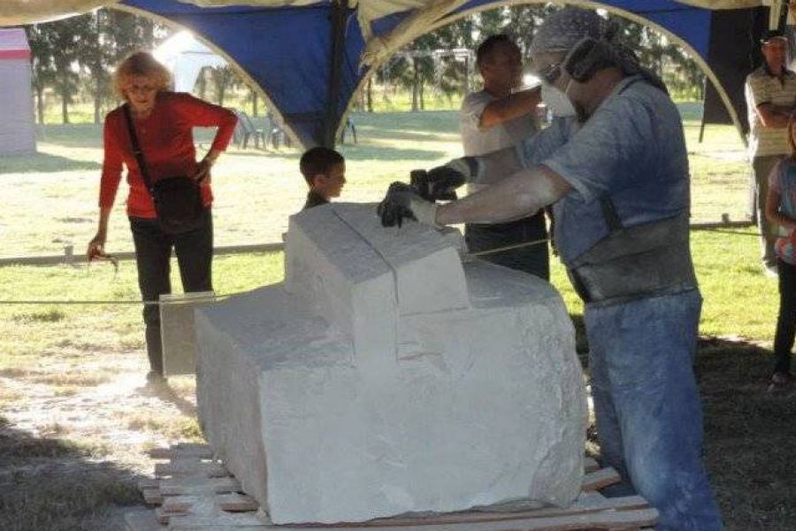 Simposio Intenacional de Esculturas - Foto Comuna de Franck