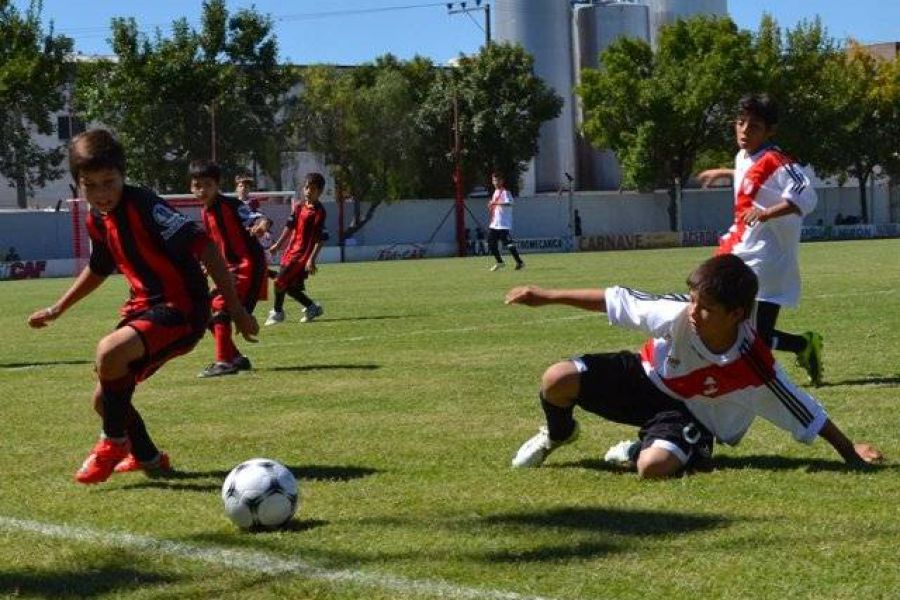 Inferiores CAF vs ADJ - Foto FM Spacio