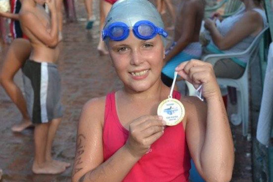 Encuentros de natacion - Foto FM Spacio