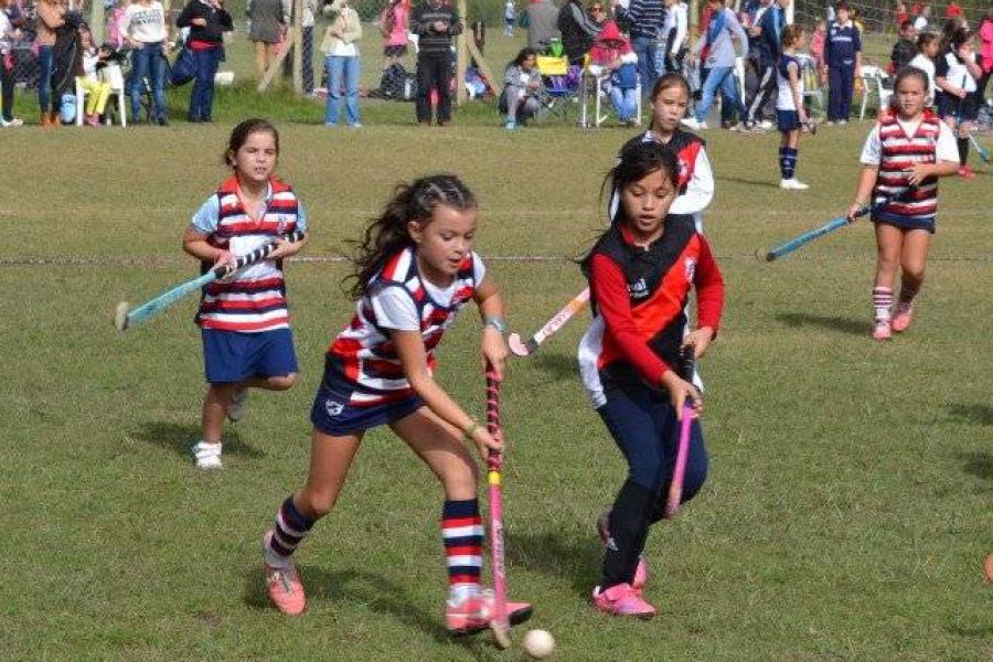 Encuentro infantil de hockey - Foto FM Spacio