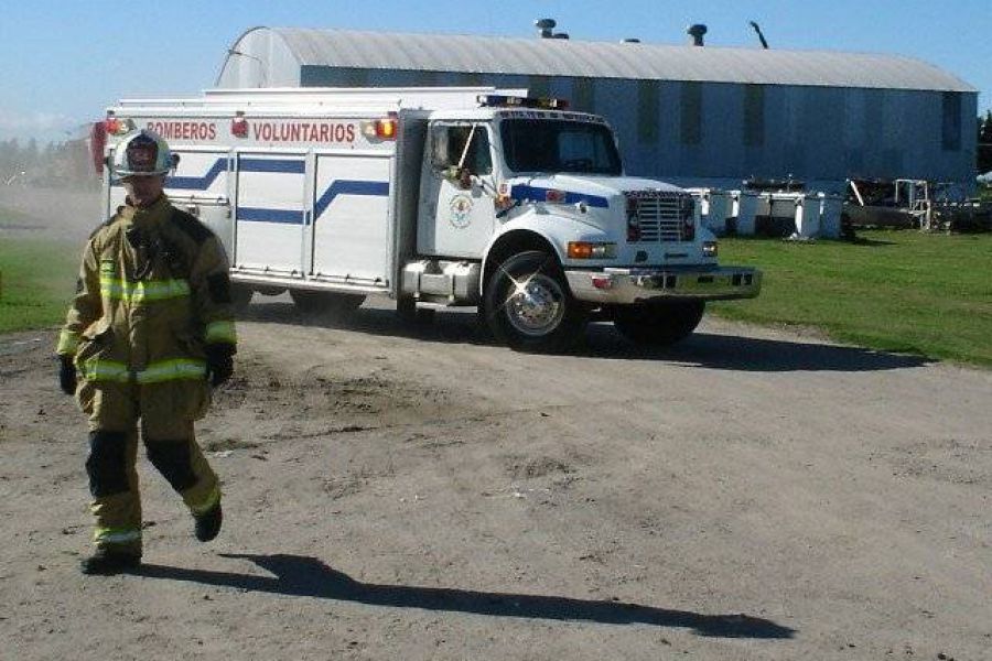 Simulacro de Bomberos Voluntarios - Foto FM Spacio