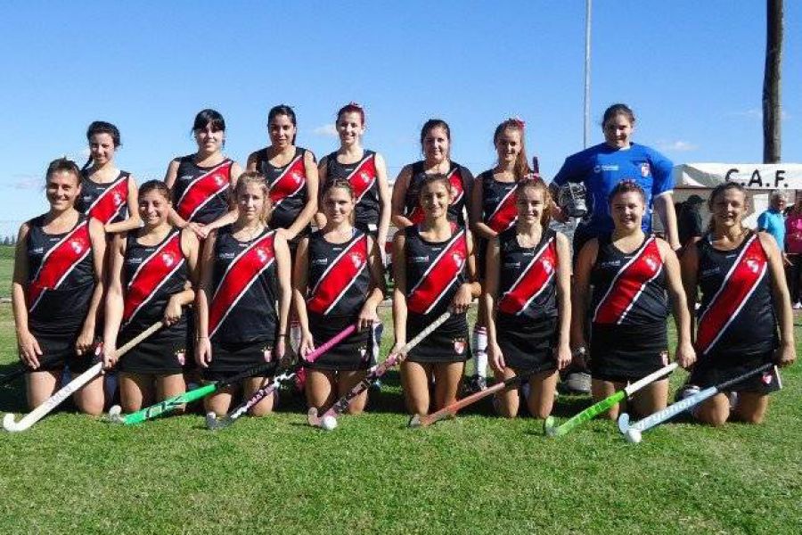 Damas C Hockey CAF vs CAR - Foto FM Spacio