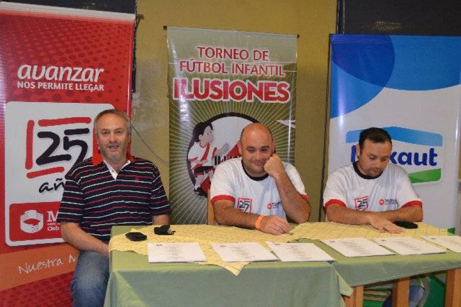 Torneo Ilusiones 2014 - Foto FM Spacio