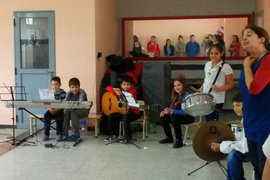 Taller musical en Jardin - Foto Comuna de Franck