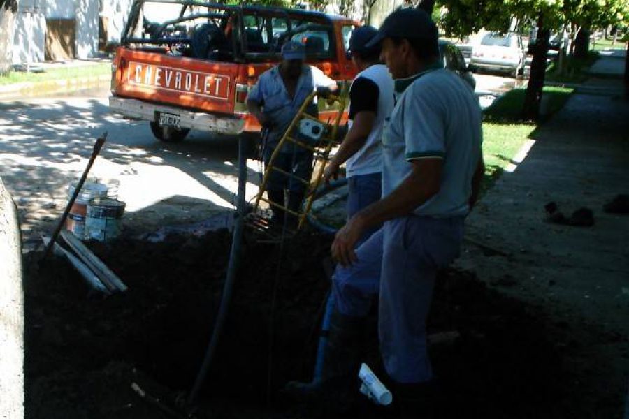 Trabajos Cooperativa de Agua Potable - Foto FM Spacio