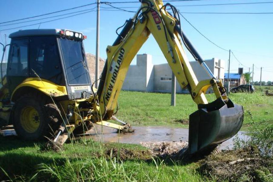 Trabajos en calle Adolfo Albrecht - Foto FM Spacio