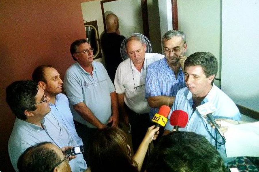 Pirola en Coferencia de Prensa