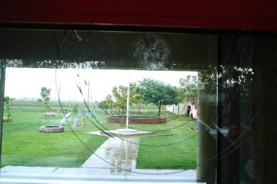 Actos de vandalismo en Jardin - Foto FM Spacio