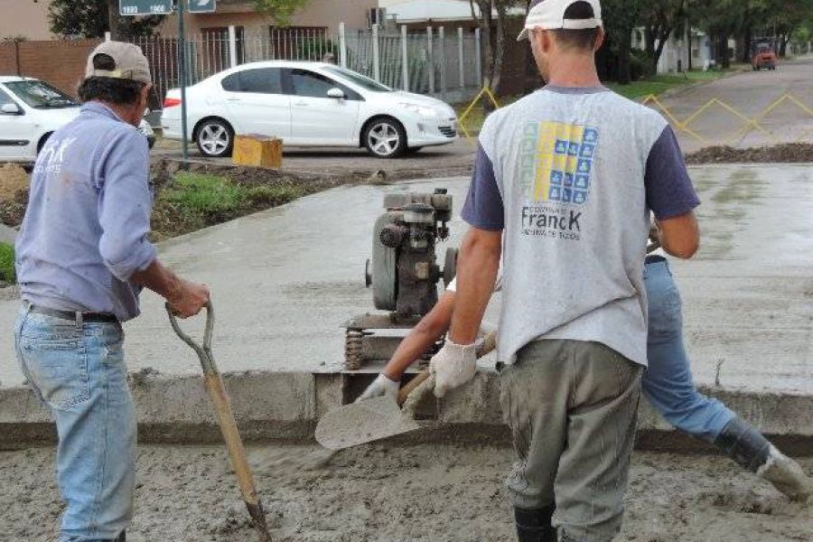 Pavimentación calle Rivadavia - Foto Comuna de Franck