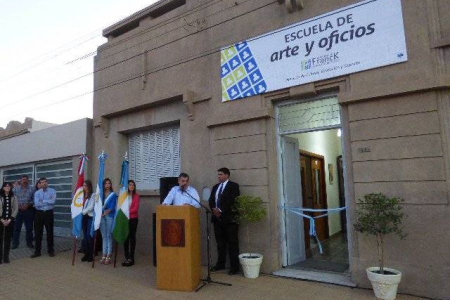 Inauguracion Escuela de Arte y Oficios - Foto Prensa AUT