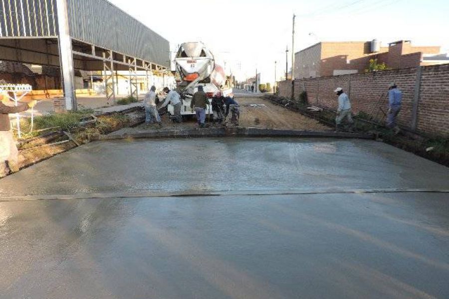 Pavimentacion calle Rosario - Foto Comuna de Franck