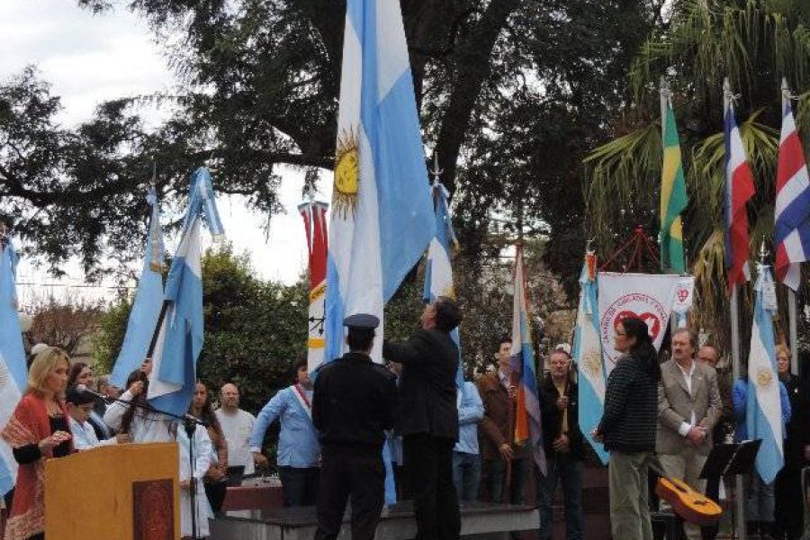 Acto 25 de  Mayo - Foto Comuna de Franck