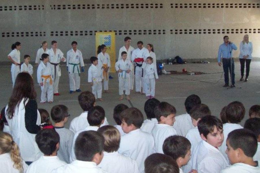 Exhibicion de Karate del CAU - Foto FM Spacio