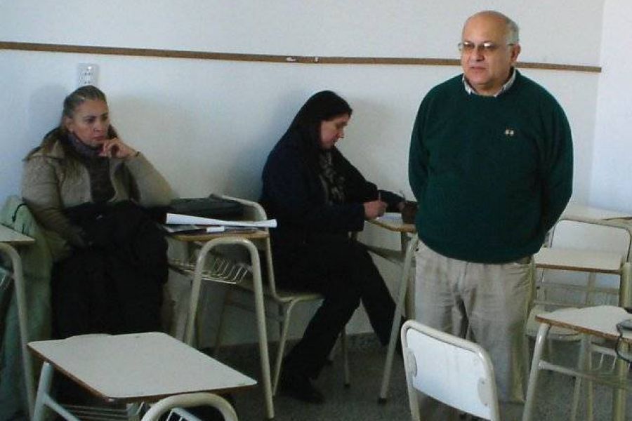 2Charla a profesores Hantavirus - Foto FM Spacio