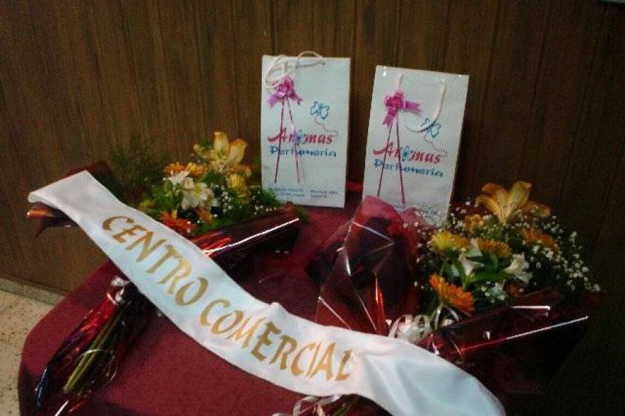 Nueva reina en Centro Comercial - Foto FM Spacio