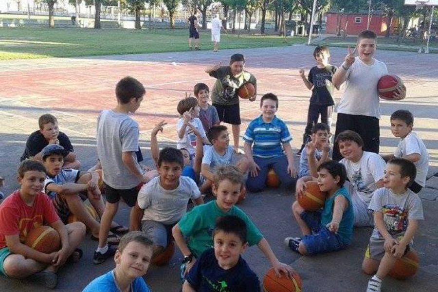 Campamento de Basquet CAF - Foto FM Spacio