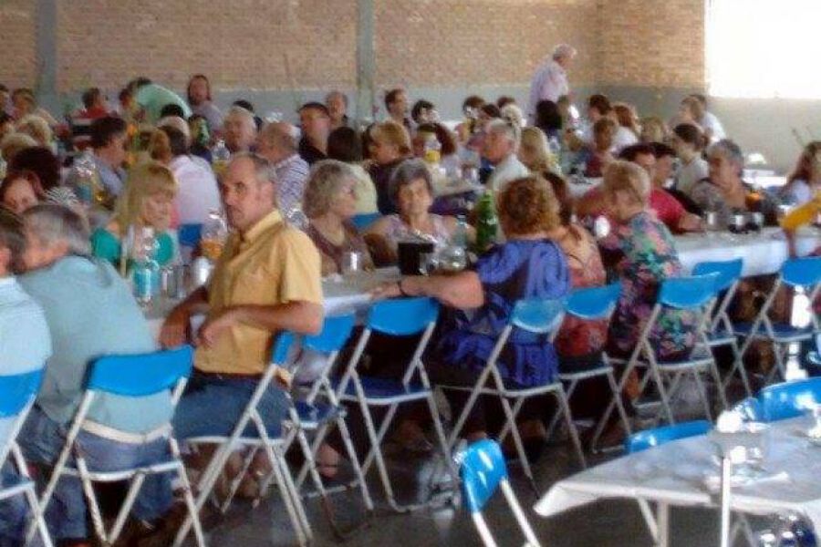 Almuerzo aniversario Ballet Itati - Foto FM Spacio