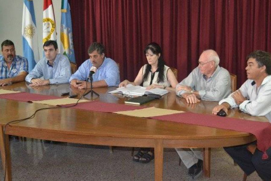 Renovacion de cargos Comunales - Foto FM Spacio