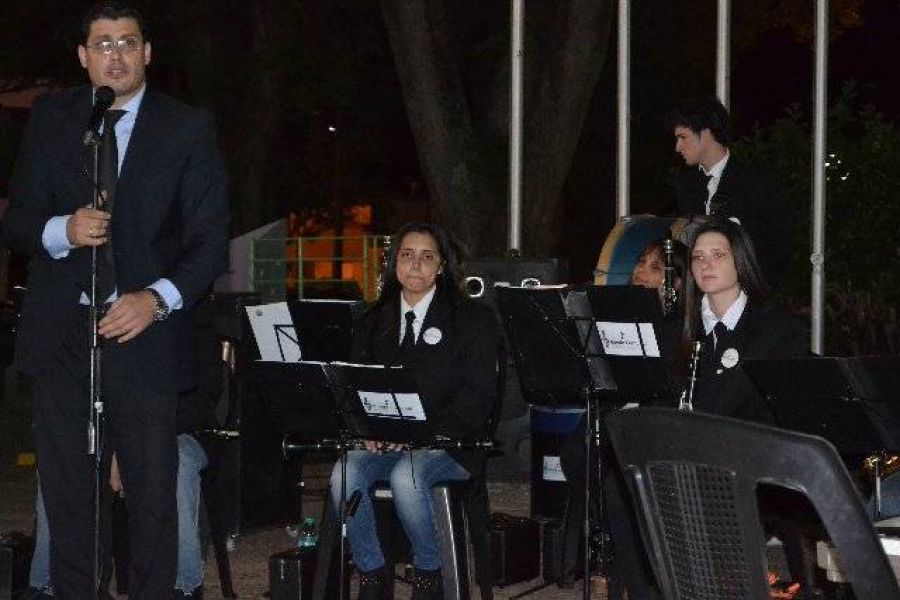 Banda en Plaza Sarmiento - Foto FM Spacio